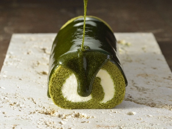 【母の日限定スイーツ】抹茶好きのお母さんに贈りたい母の日限定ケーキ！「洋菓子の温故知新」をコンセプトに斬新な抹茶スイーツを展開する【京都ヴェネト】より母の日オーナメント付き抹茶チーズケーキが登場！