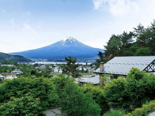 富士山の絶景を臨む、河口湖近辺の日帰り温泉13選！大自然&気持ちいいお湯も満喫！