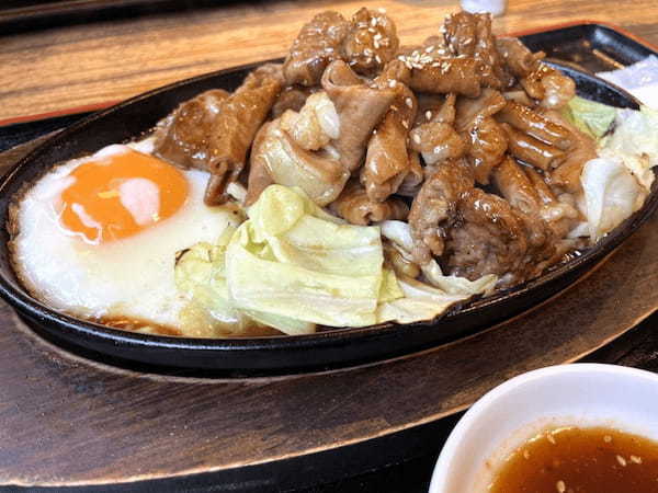 リピート必至!「大衆焼肉ホルモンマン平成店」のボリュームたっぷりランチで活力が湧いてくるよ!