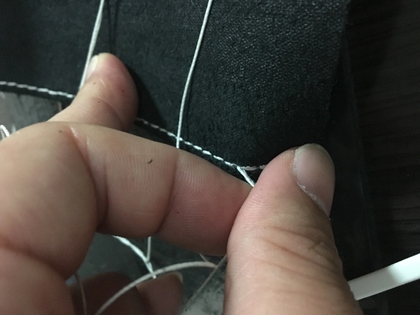 革細工の始め方!初心者向けにレザークラフトの基本のやり方や揃える道具を解説!