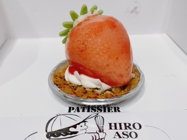 【阿蘇市】看板でバズったケーキ屋さんPATISSIER HIRO(パティシエヒロ)。看板もケーキも優しい世界だった。