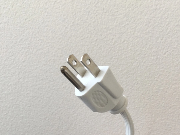 アメリカのコンセント事情とは？形状や電圧など日本との規格の違いを解説！