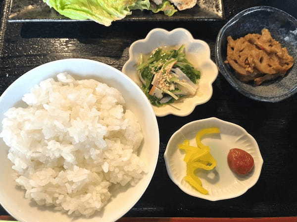 【益城ランチ】観光気分でゆっくり！「鶏炭焼 おはこ 西原店」でランチと向き合う時間が心地よい。