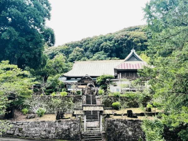 【人吉市】四季を楽しめる「鳳儀山 石水寺」。自然に山門に御朱印など魅力があり過ぎた。