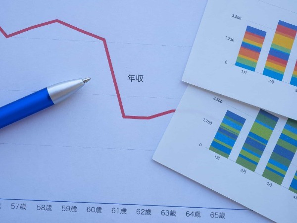 低学歴でも高収入を目指せる？狙える業界や職種に就職する方法とは