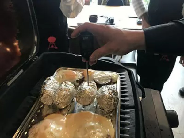 本格BBQグリルメーカー「Weber」で、バーベキューの楽しさが変わる！