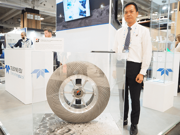 金属製・空気なしのタイヤを開発中!?有人月面探査車開発にブリヂストンが参画【宇宙ビジネスニュース】