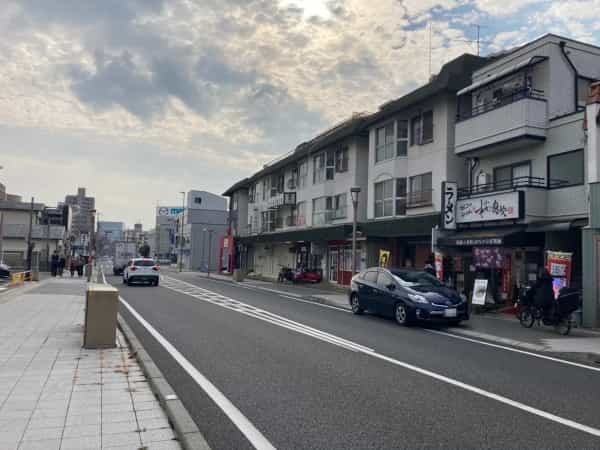 室川町にある「麺屋 桜息吹 西宮本店」で「豚骨ラーメン」を食べてきた【にしつーグルメ】