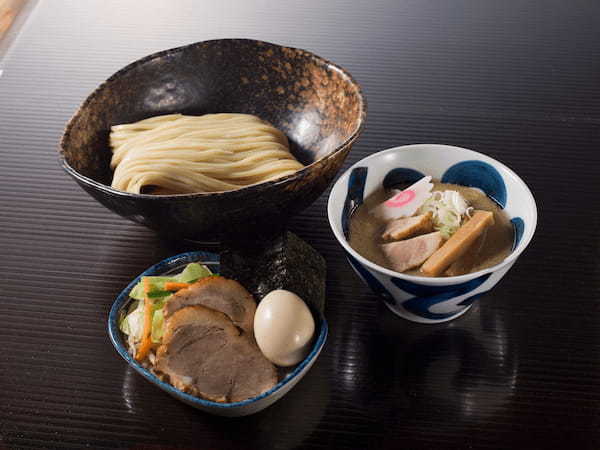 春の彩り鮮やかな「桜とろろつけめん」がつけ麺専門店「三ツ矢堂製麺」にて3月15日より期間限定発売