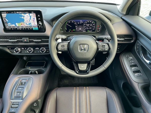 【ホンダ ZR-V 試乗記】放たれる存在感。こだわりのドラポジで走りも爽快なSUV