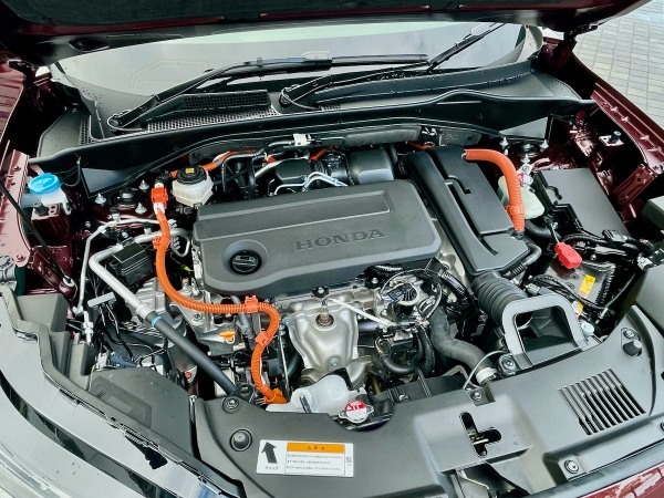 【ホンダ ZR-V 試乗記】放たれる存在感。こだわりのドラポジで走りも爽快なSUV
