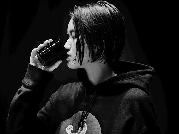 スターバックス リザーブ® ロースタリー 東京とWILDSIDE YOHJI YAMAMOTOがコラボレーション