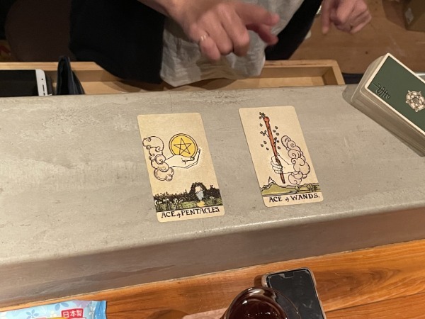 来年の事を言えば鬼が笑うっていうけど笑いたけりゃ笑えばいいさ!突然ですが占ってもろてよかですか!?→結果恐ろしいことになった