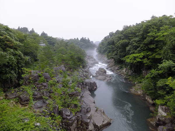 雨でも魅力たっぷり！幻想的な東北へ