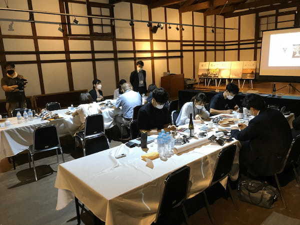 カルビーと福島県のコラボレーション商品が新登場!福島の方々と1年2カ月かけて共創!純米酒「さん-Sun-」専用のポテトチップス『ポテトチップシュ 牡蠣アヒージョ味』