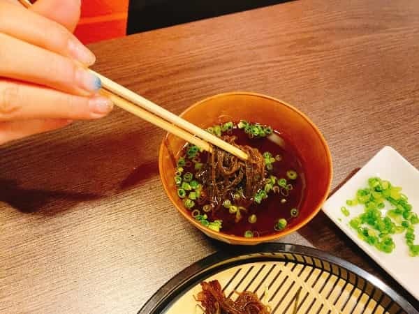 人吉で飲んだら締めはマツモトショクドウへ！ここの塩ラーメンは球磨焼酎とほんと合う