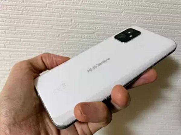 Android 12へのアップデートでまだまだ現役！「Zenfone 8」は今が買い時