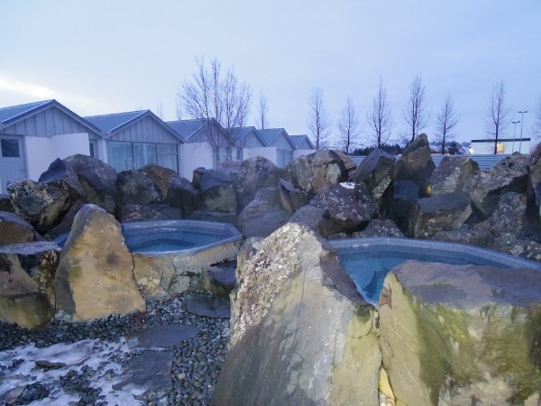 あの氷河の洞窟をご紹介!アイスランド絶景の旅