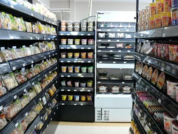 ファミマの無人決済コンビニが高校に普及するのか！？大森学園への提供で4月10日オープン