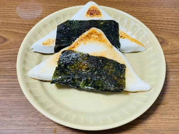 材料3つ！調理時間3分！　6Pチーズが紹介した「チーズはんぺん」作ってみた