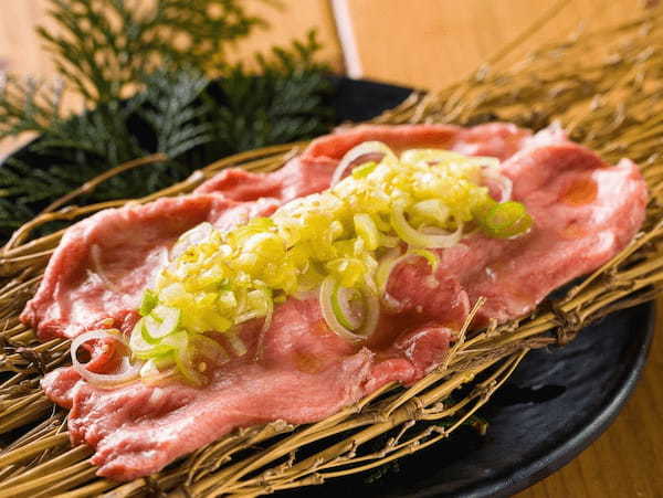メディアで話題の高級牛タン食べ放題店がリニューアルオープン!「10秒炙りネギ塩タン」「牛タン&ハラミユッケ」も食べ放題に『焼肉一心たん助 秋葉原店』が2022年4月4日(火)リニューアルオープン