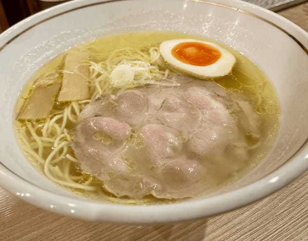 【熊本市中央区】酒飲んだ後には最高の１杯！あっさり度が歴代１位の塩ラーメン「らぁ麺紬（つむぎ）」がランチ始めてた