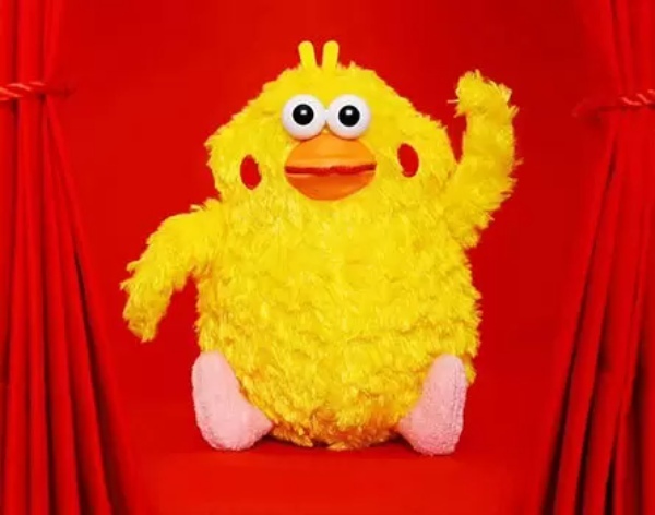 dポイントのキャラクター「ポインコ兄弟」そっくりのぬいぐるみポーチ