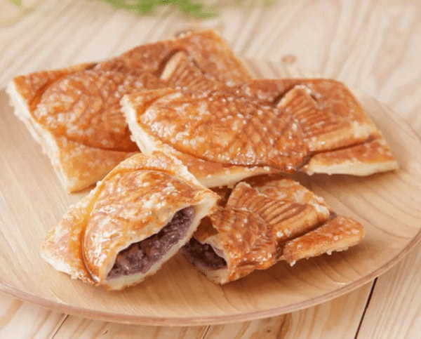 【バレンタインに、たい焼はいかが？】＜冬のプレミアム商品＞ クロワッサンたい焼 白と黒の『ホワイトショコラ』1月28日発売！