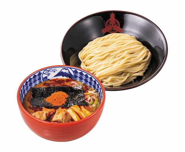 【三田製麺所×伝説のすた丼屋】三田製麺所史上一番“アツい”夏フェア開催！総重量約770g スタミナコラボメニュー『伝説のすたみな油そば』期間限定新発売