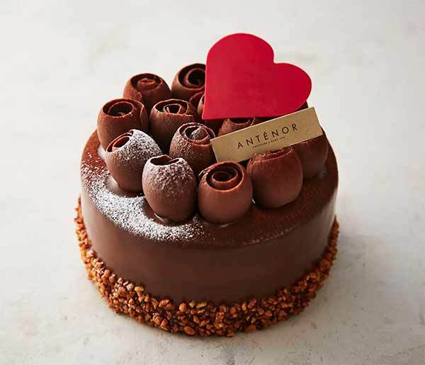 【アンテノール】　濃厚チョコレートケーキで楽しむバレンタイン2/11 ～ 14 の 4 日間限定販売