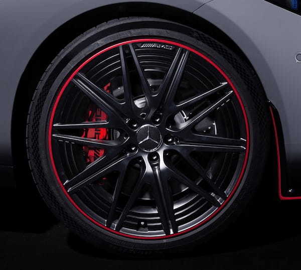 メルセデスAMG C63 S E PERFORMANCEの特別限定モデル「F1 Edition」が日本上陸