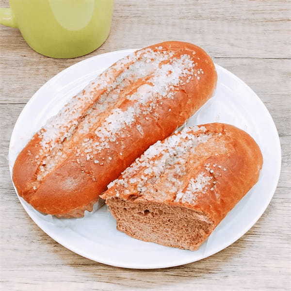 伝統の酒種入り生地使用!「シュガーバター(チョコ)」が登場季節の酒種あんぱんにはラム酒香る「ブルーベリーチーズクリーム」など新商品4種類を2月1日から直営店にて販売