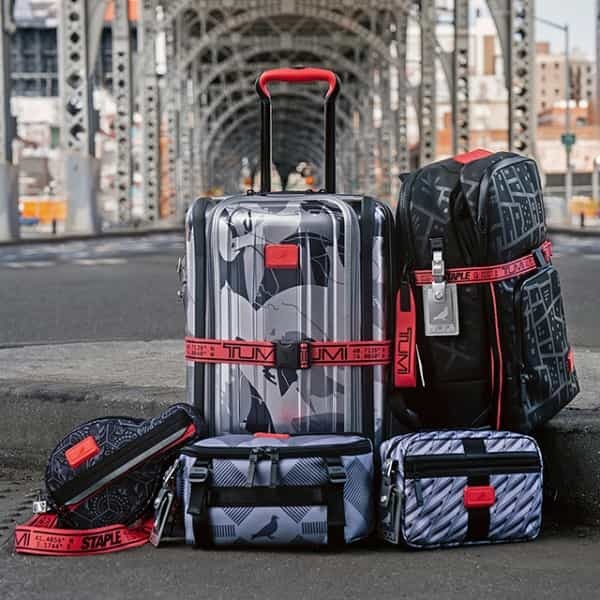 渋谷のスクランブル交差点などをイメージした「TUMI」のコラボバッグがお洒落!
