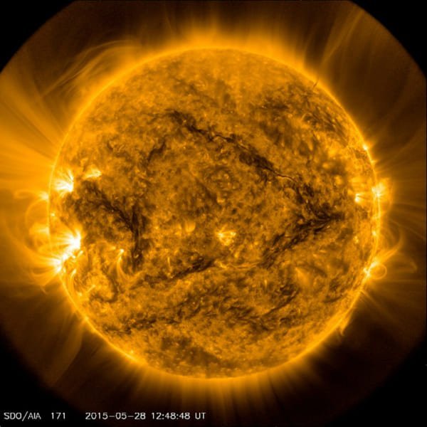 60年間続く太陽の謎　表面は6000℃なのにコロナは100万℃に達する原因