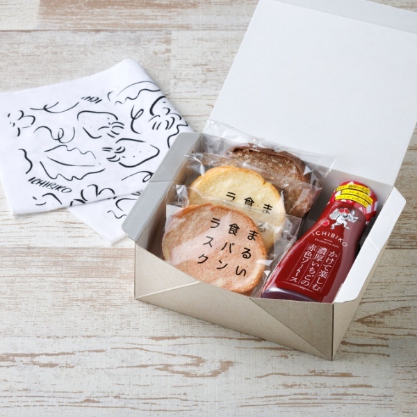 いちご好きの方におすすめする、かけて楽しむ濃厚いちごソース「いちびこソース」新発売 / トーストやヨーグルトにもぴったり / いちごスイーツ専門店『いちびこ(ICHIBIKO)』