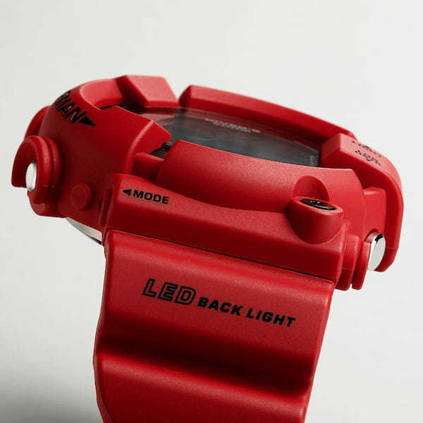 【“時計好きアラサーリーマン”が愛を込めて実機レビュー】G-SHOCKフロッグマン赤蛙は案外合わせやすい!