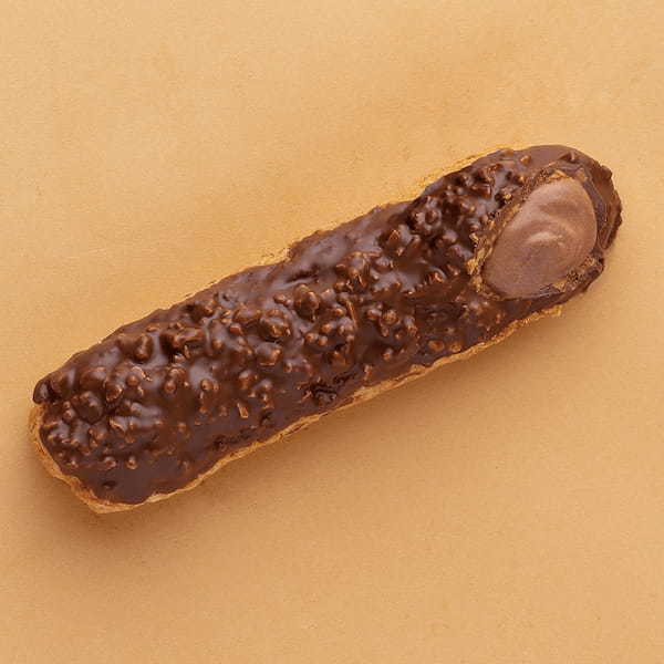 【発売5周年】　サクサクとまらない、あのお菓子の小枝がシュークリームに！期間限定コラボ “小枝シュー” 発売