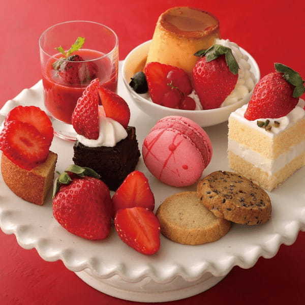 【キハチ 青山本店】旬の苺をふんだんに盛り込んだ「あまおうスペシャル」が初登場!キハチ自慢の苺スイーツやセイボリー14種を楽しむ、早春限定アフタヌーンティー