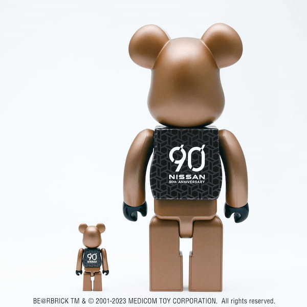 ベアブリックと日産のコラボ「NISSAN 90th ANNIVERSARY BE@RBRICK 100% & 400%」2023年10月24日(火)12:00予約販売開始