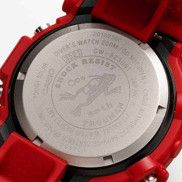 【“時計好きアラサーリーマン”が愛を込めて実機レビュー】G-SHOCKフロッグマン赤蛙は案外合わせやすい!
