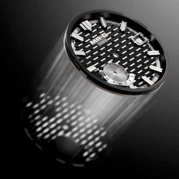 日本伝統の木工技法を採用!?【G-SHOCKの最高峰“MR-G”】待望の2100シリーズが登場
