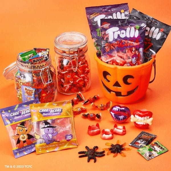 おもしろかわいい、ユニークなお菓子が一挙勢ぞろい！ハロウィンパーティーの準備は、PLAZAにおまかせ！