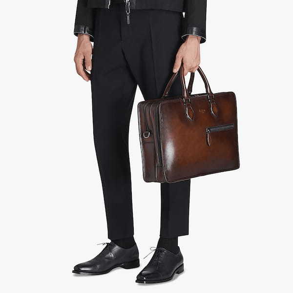男の品格を上げる孤高のアイテム!Berluti(ベルルッティ)の人気メンズバッグ10選