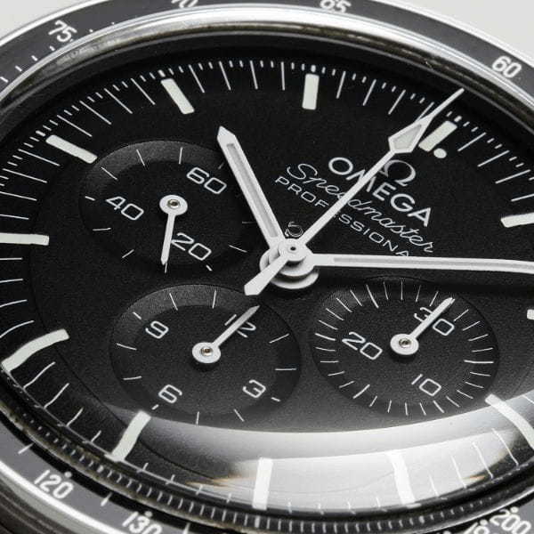 【“時計好きアラサーリーマン”が愛を込めて実機レビュー】オメガの超定番スピードマスタープロフェッショナルは間違いなし!