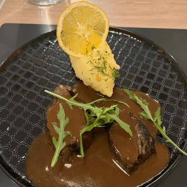 食事も街歩きも世界遺産も充実! 魅力あふれるポーランドへ!