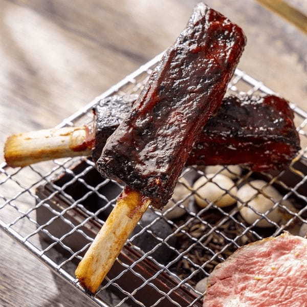 【ヒルトン東京】『ほうきに乗った秋のお肉アフタヌーン』