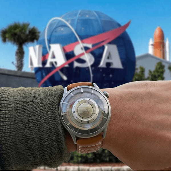 【モダンとレトロ、どっちがお好き】「アメリカNASA」。雰囲気のまったく違う新作時計が早割5〜6万円台でクラファン開始。