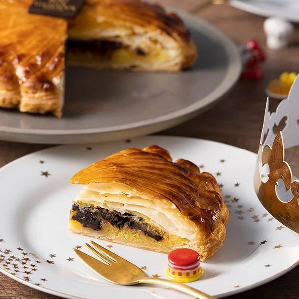 ゴディバのシェフによる、美味しさと楽しさが詰まった新年を祝うフランスの伝統菓子ゴディバ「ガレット デ ロワ」
