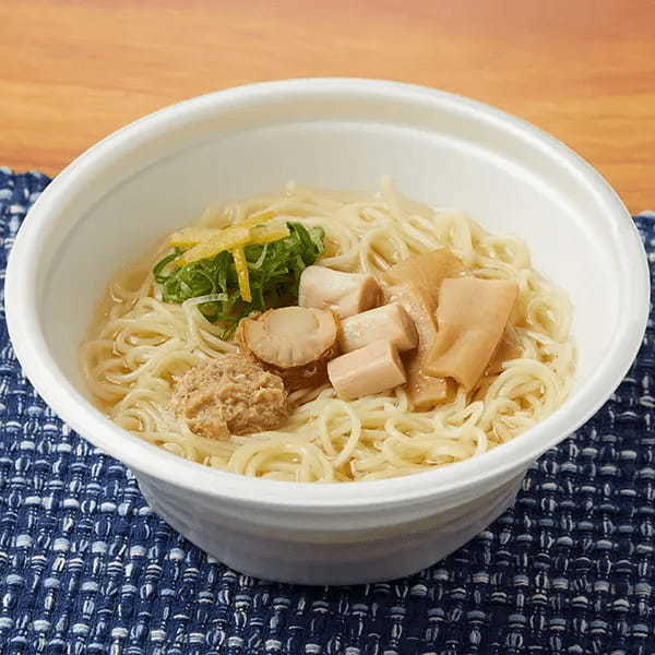 行列のできるラーメン店監修！ファミマが「ほたて日和監修 至福の塩ラーメン」発売