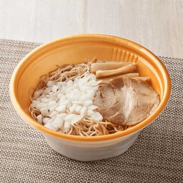 【東京都・神奈川県の一部地域限定】八王子のラーメンコミュニティ「八麺会」監修「八王子ラーメン」が登場！～醤油のキレと油のコク、玉葱のシャキシャキを感じる一杯～